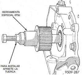 Instalación de la rueda dentada del cigüeñal Dodge Neon